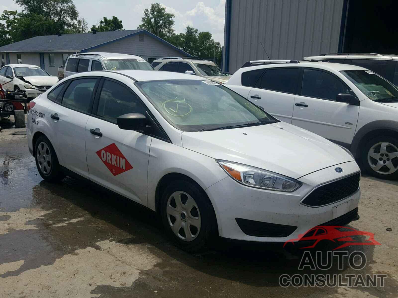 FORD FOCUS 2015 - 1FADP3E28FL326019