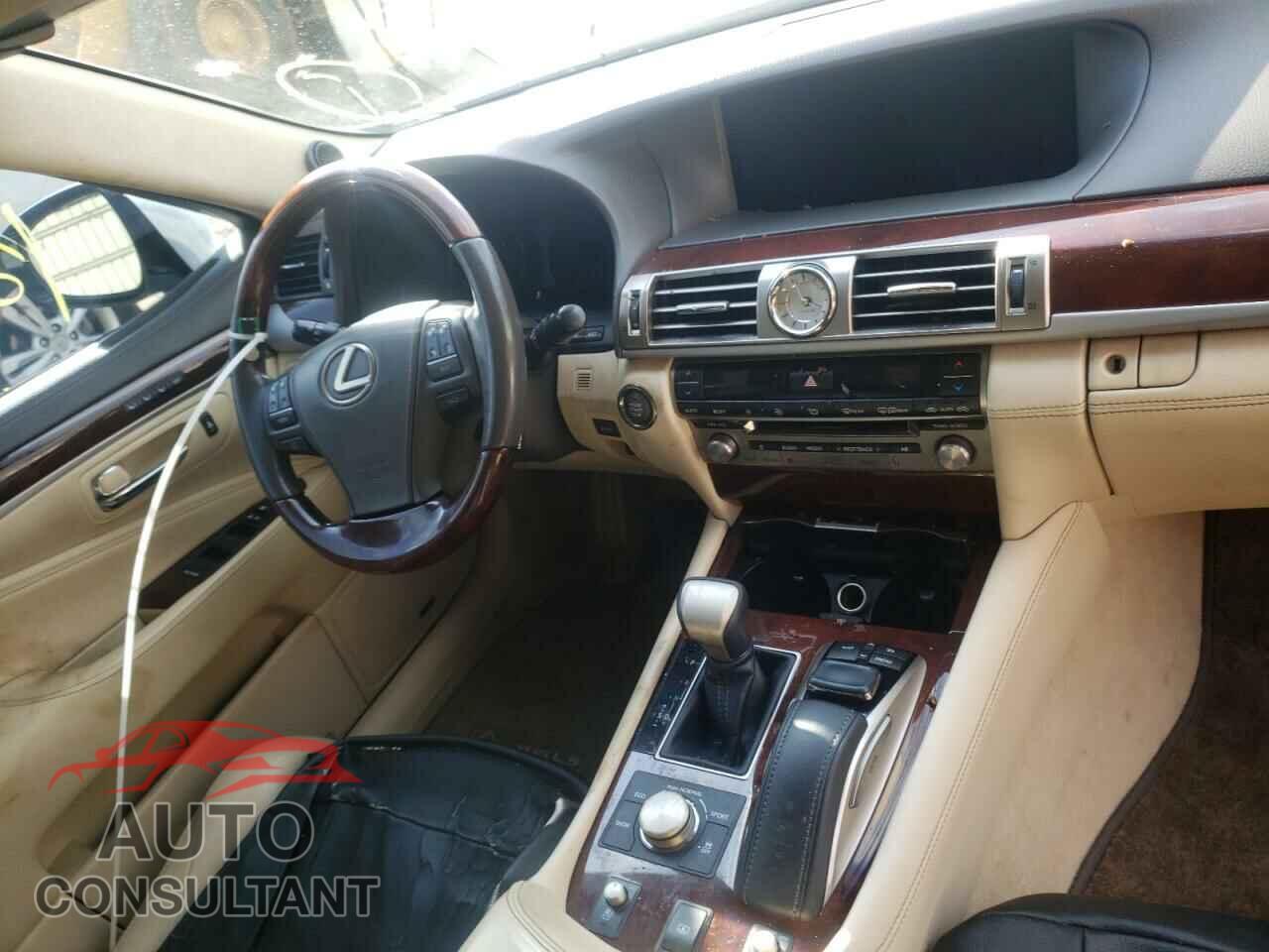 LEXUS LS460 2017 - JTHGL1EF9H5145835