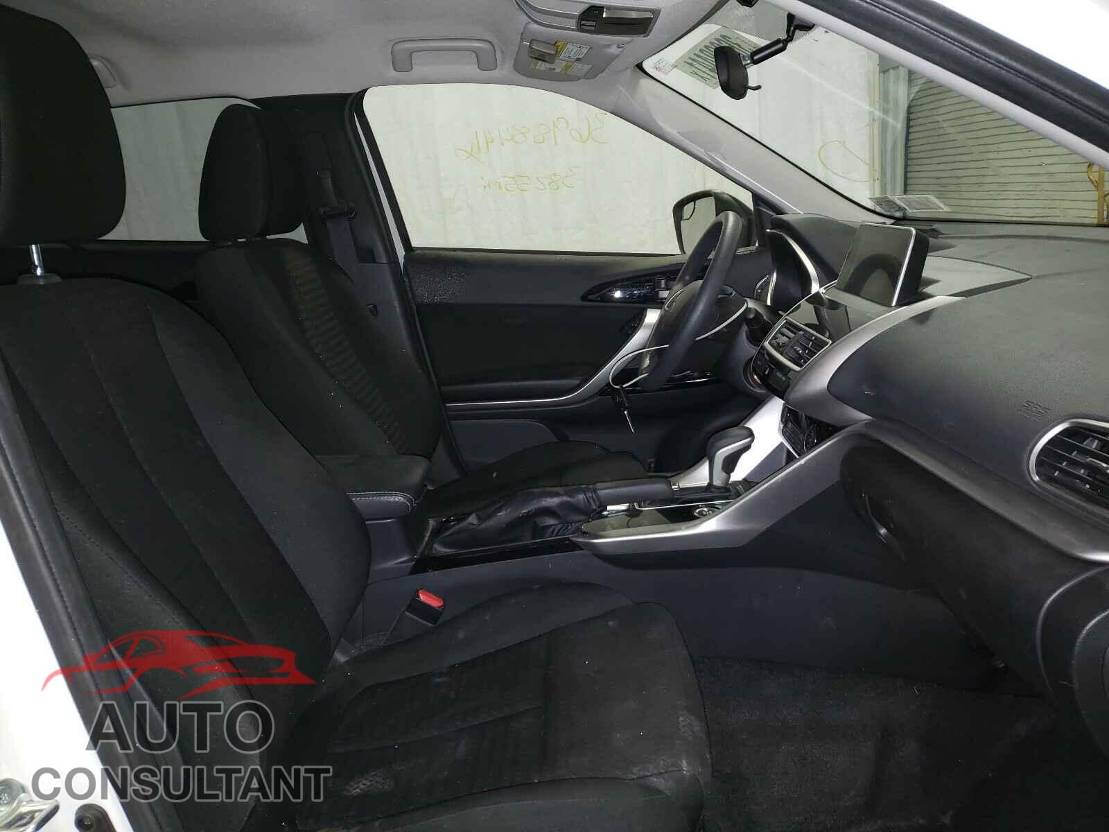 MITSUBISHI ECLIPSE 2019 - JA4AT4AA8KZ001500