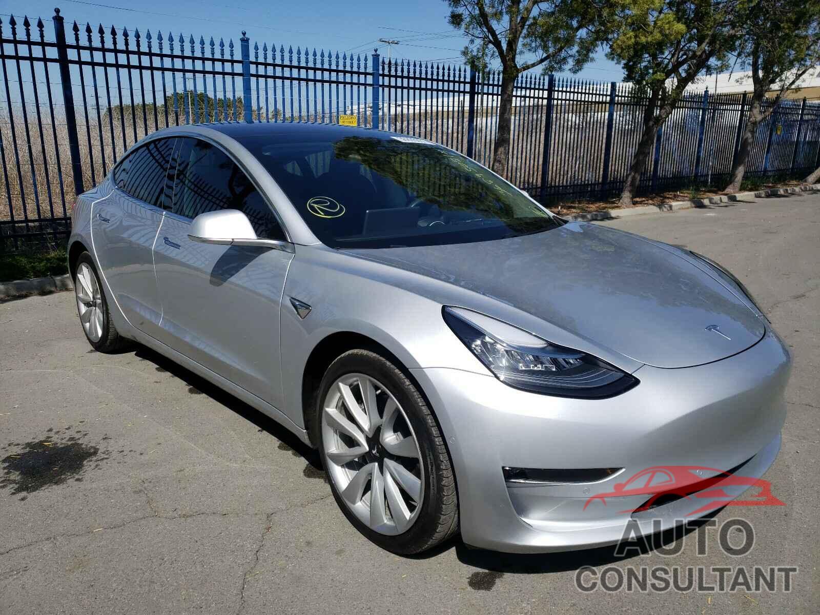 TESLA MODEL 3 2018 - 5YJ3E1EA3JF048570