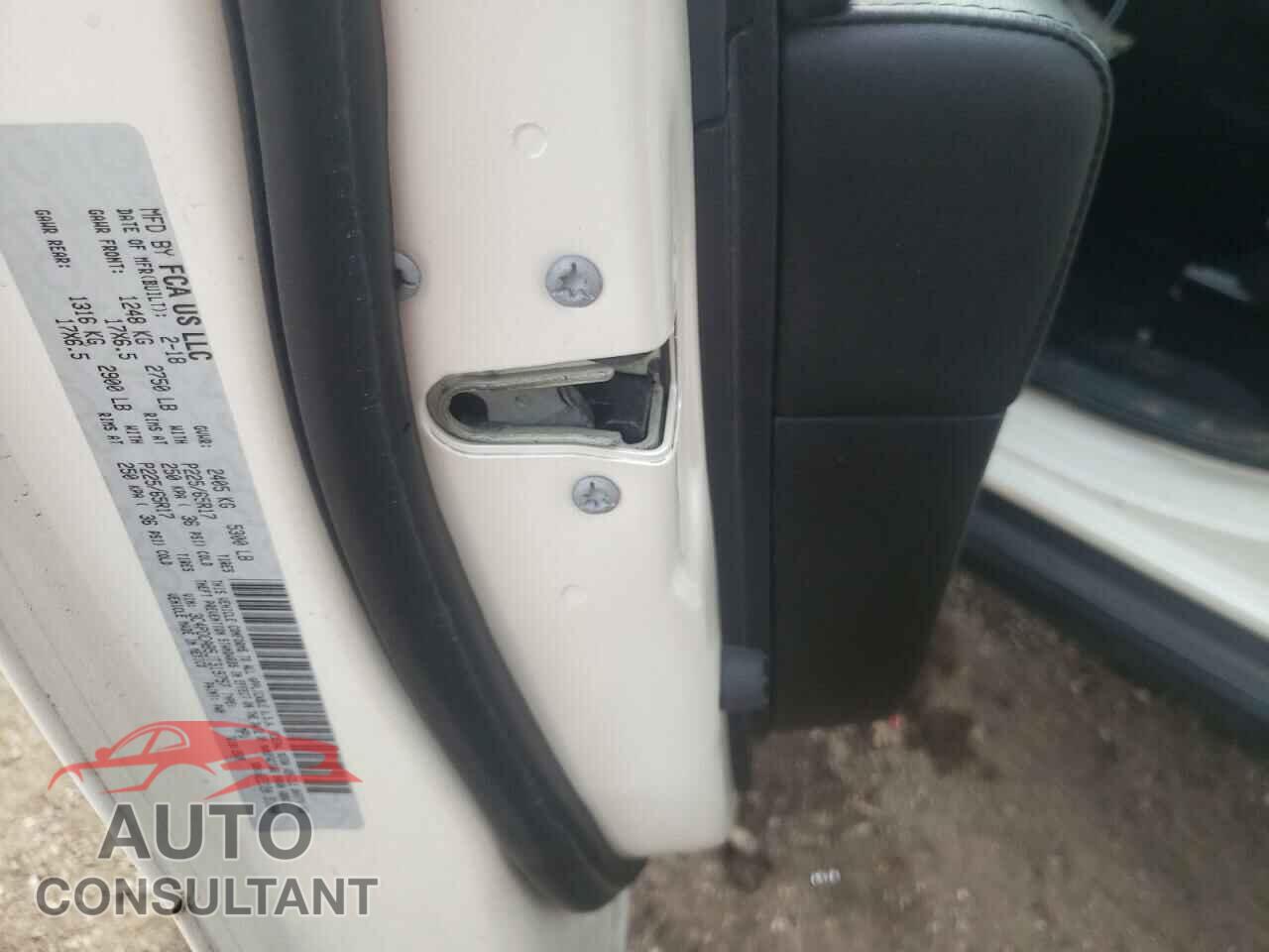 DODGE JOURNEY 2018 - 3C4PDCAB5JT319757