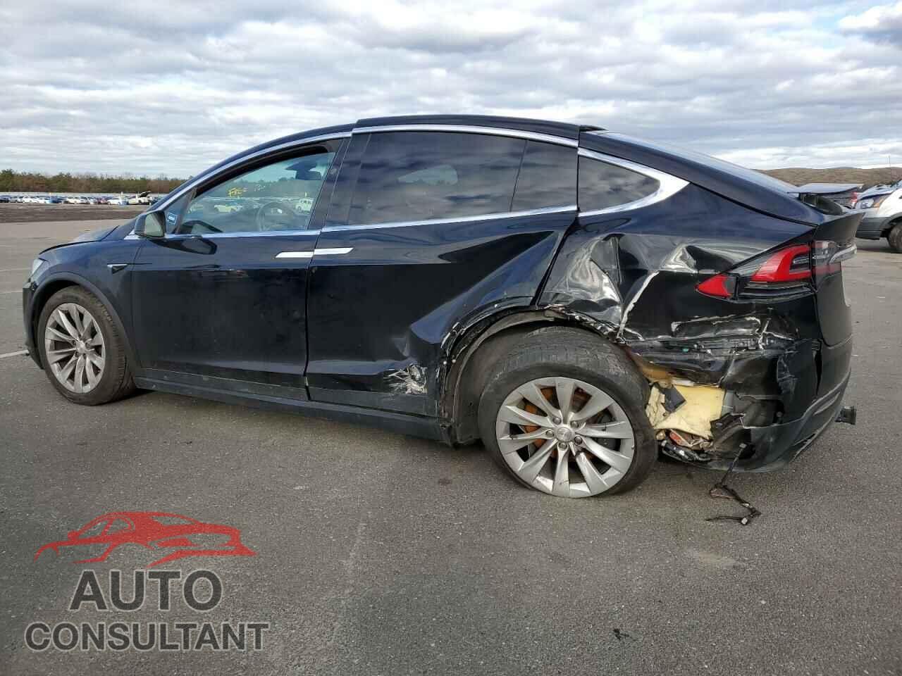 TESLA MODEL X 2019 - 5YJXCBE26KF186112
