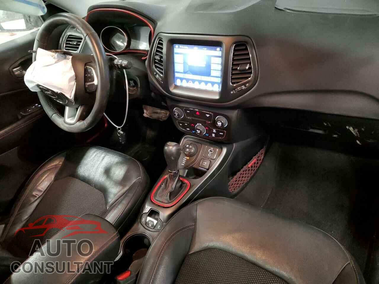 JEEP COMPASS 2017 - 3C4NJDDB7HT689359