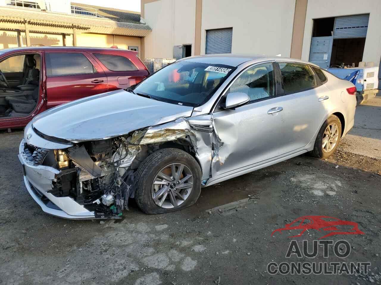 KIA OPTIMA 2020 - 5XXGT4L37LG439105