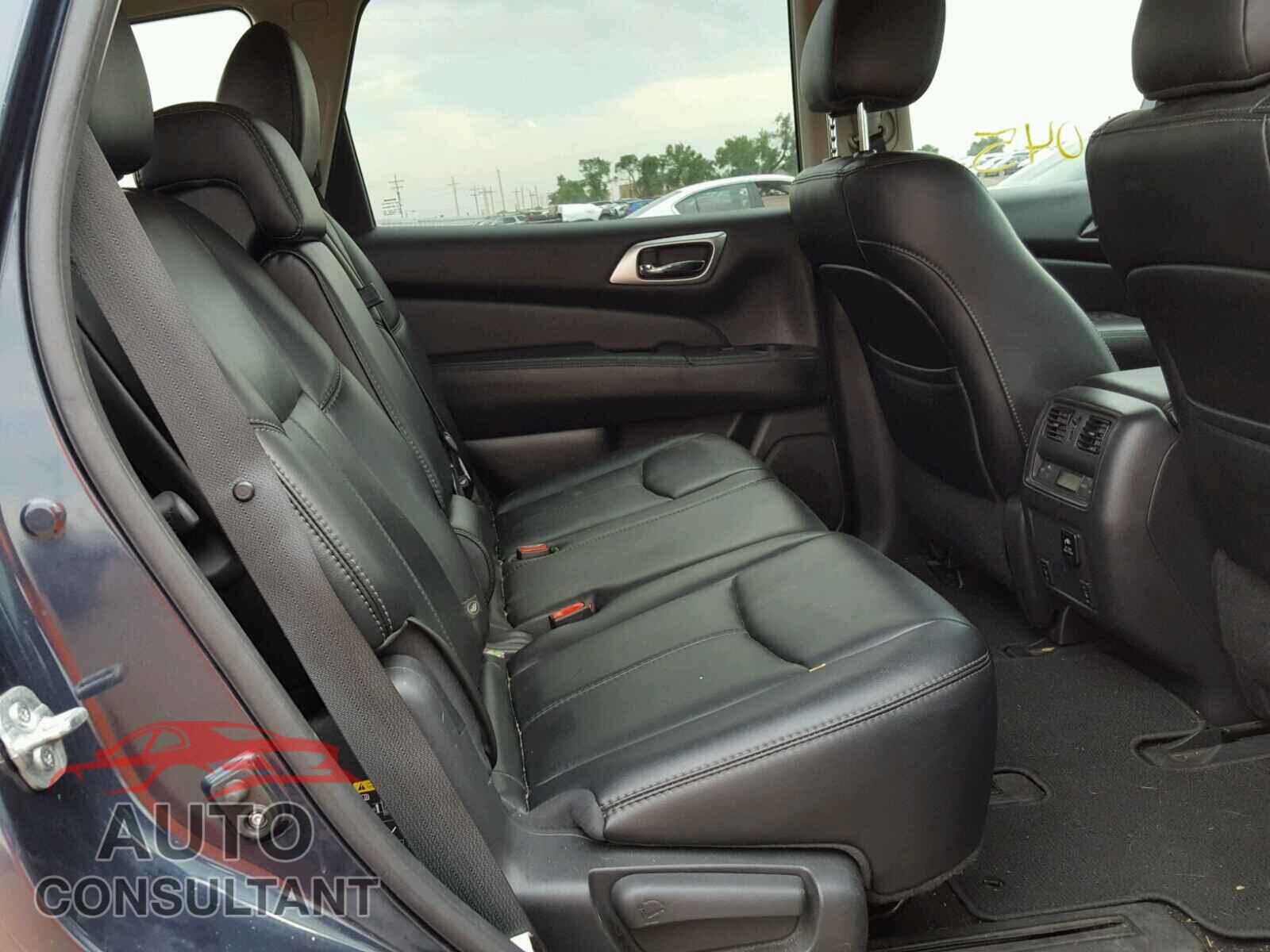 NISSAN PATHFINDER 2015 - 5N1AR2MM3FC652424