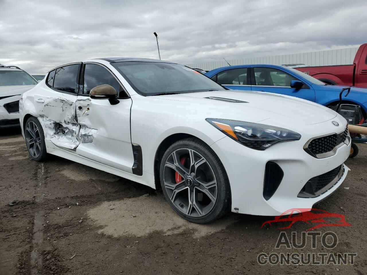 KIA STINGER 2019 - KNAE45LC5K6055201