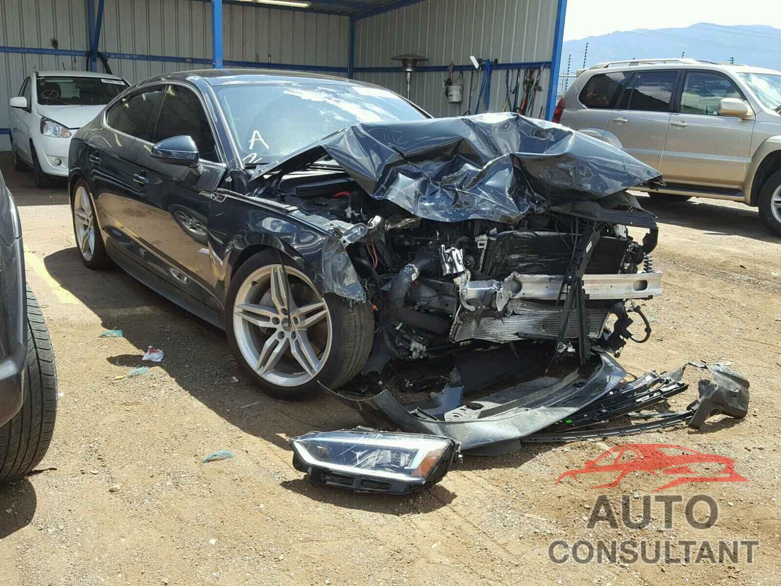 AUDI A5 PREMIUM PLUS S-LINE 2018 - WAUENCF58JA014393