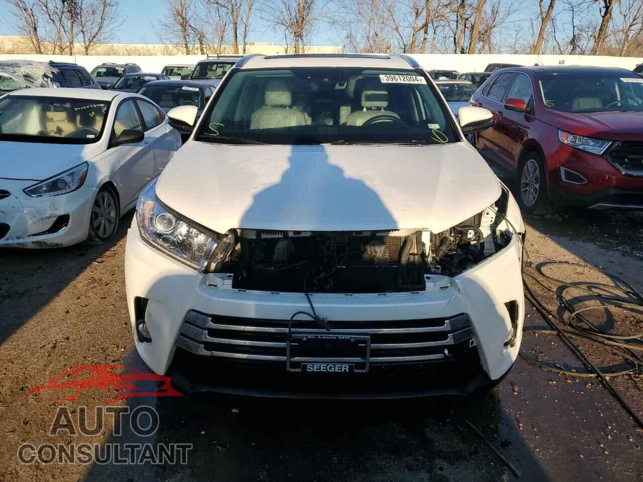 TOYOTA HIGHLANDER 2017 - 5TDDGRFH9HS023736