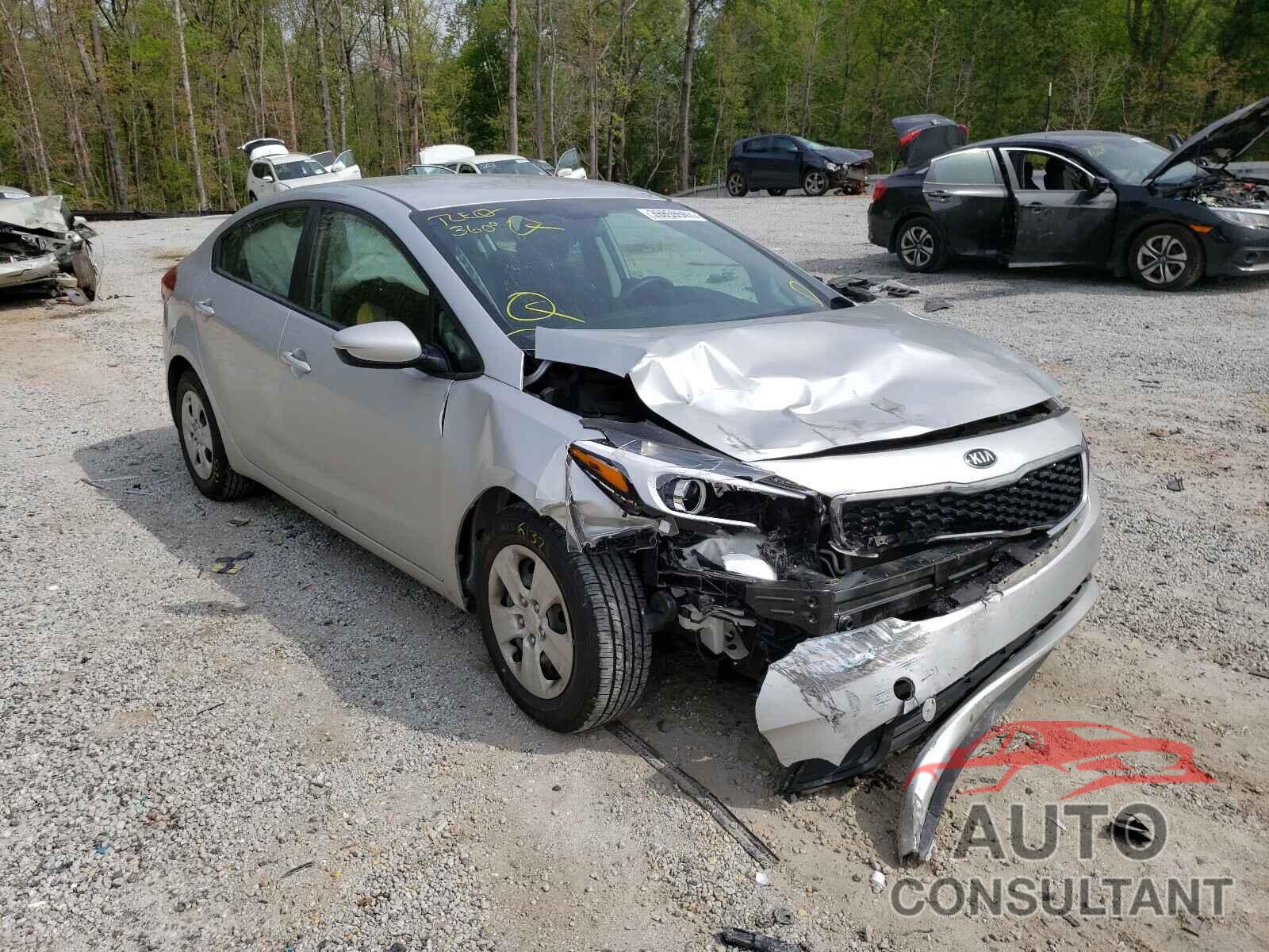 KIA FORTE 2018 - 3KPFK4A79JE209642