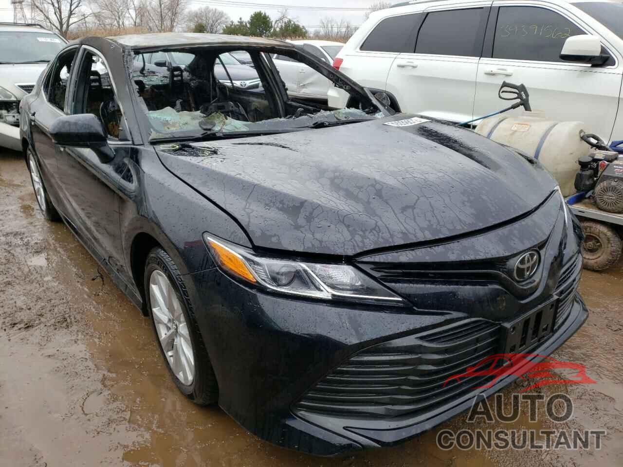 TOYOTA CAMRY 2019 - 4T1B11HK1KU747356
