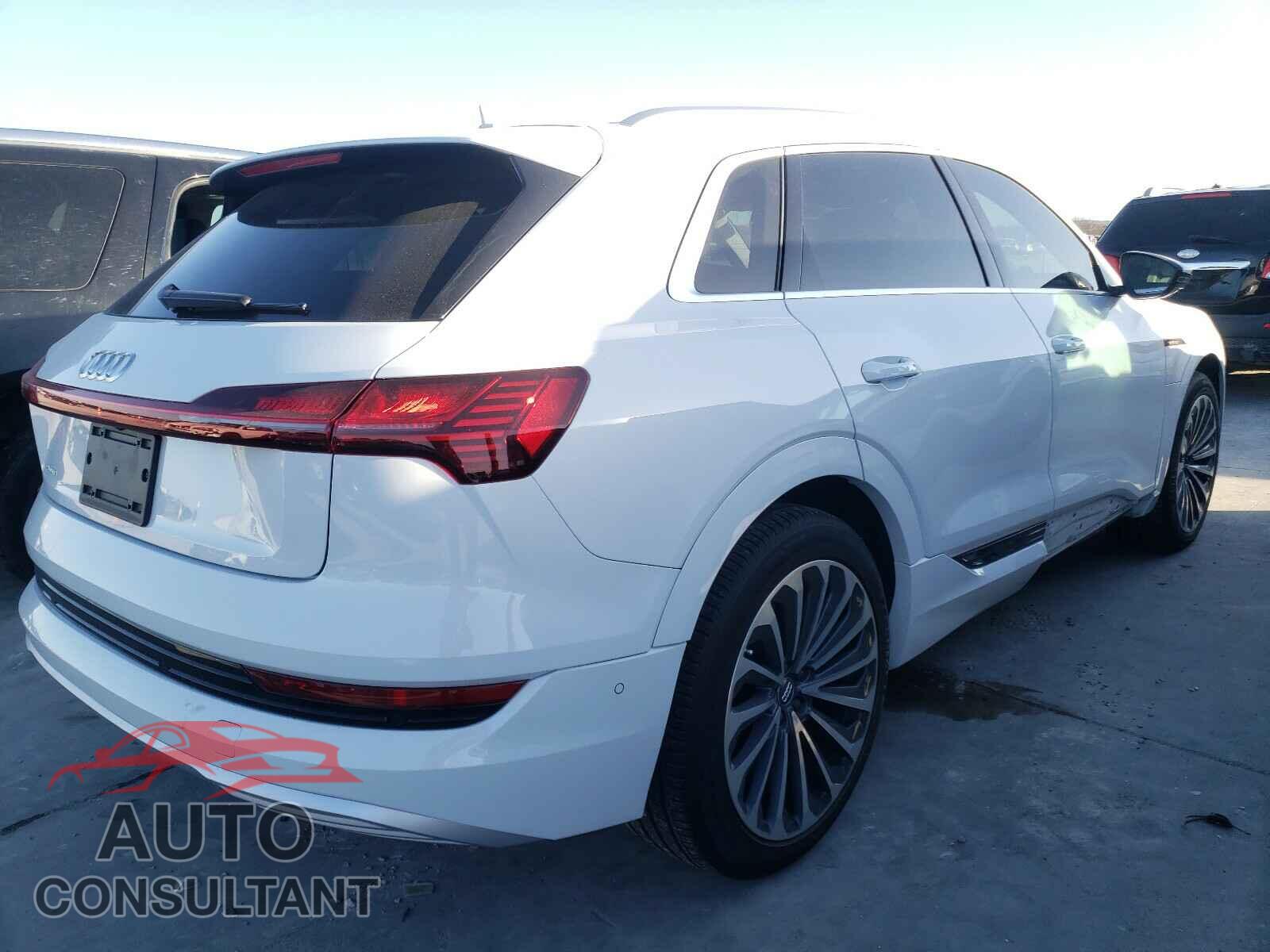 AUDI E-TRON 2019 - WA1VAAGE2KB023940