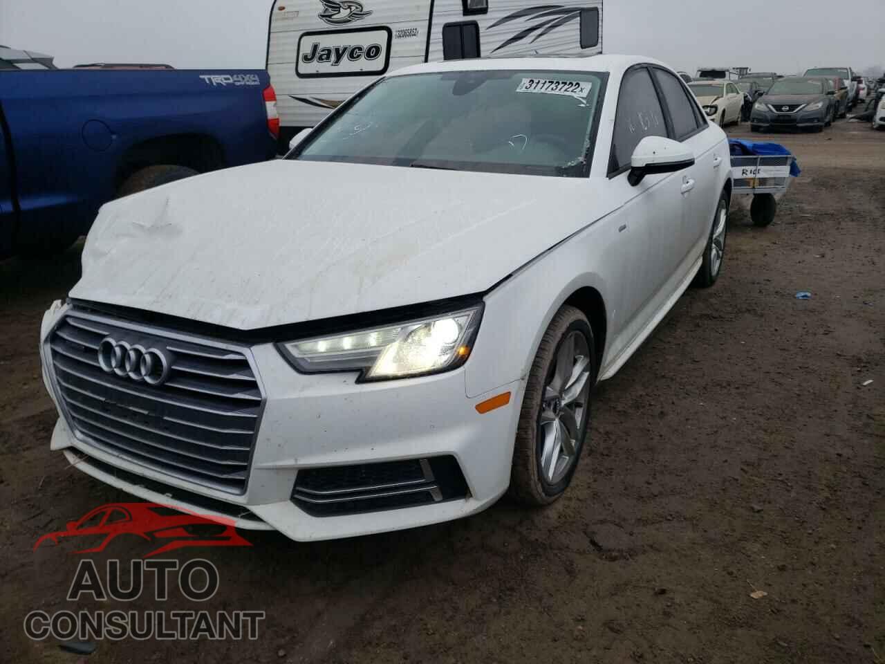 AUDI A4 2017 - WAUDNAF49HN044142