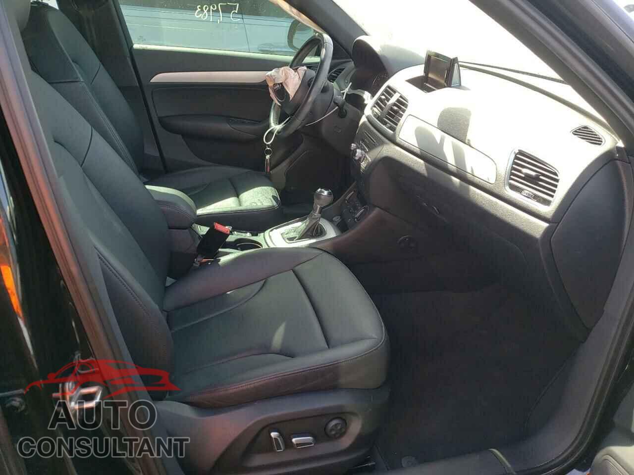 AUDI Q3 2017 - WA1BCCFS2HR001968