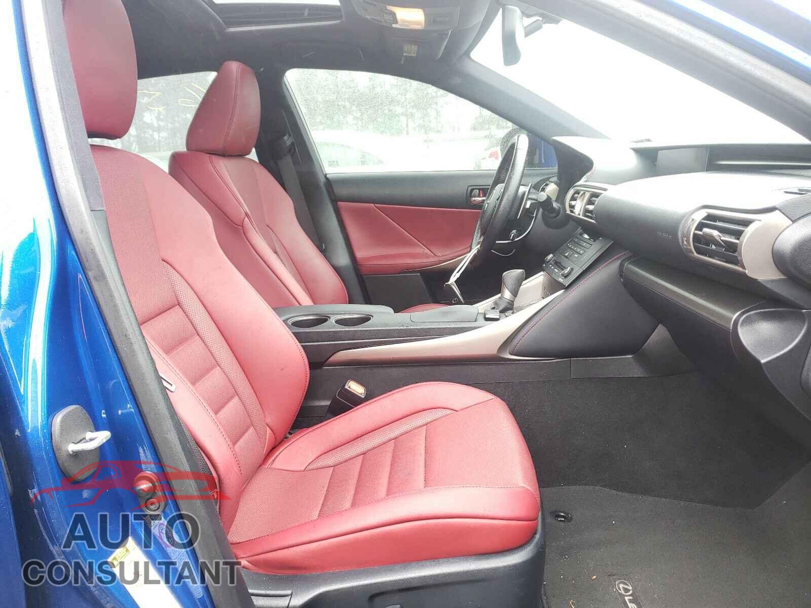 LEXUS IS 2016 - JTHBA1D24G5034073