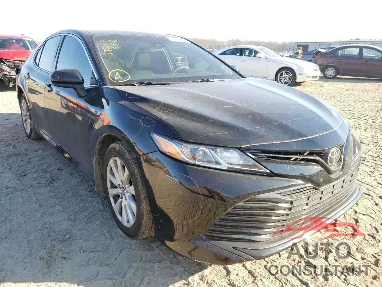 TOYOTA CAMRY 2018 - 4T1B11HK7JU608864