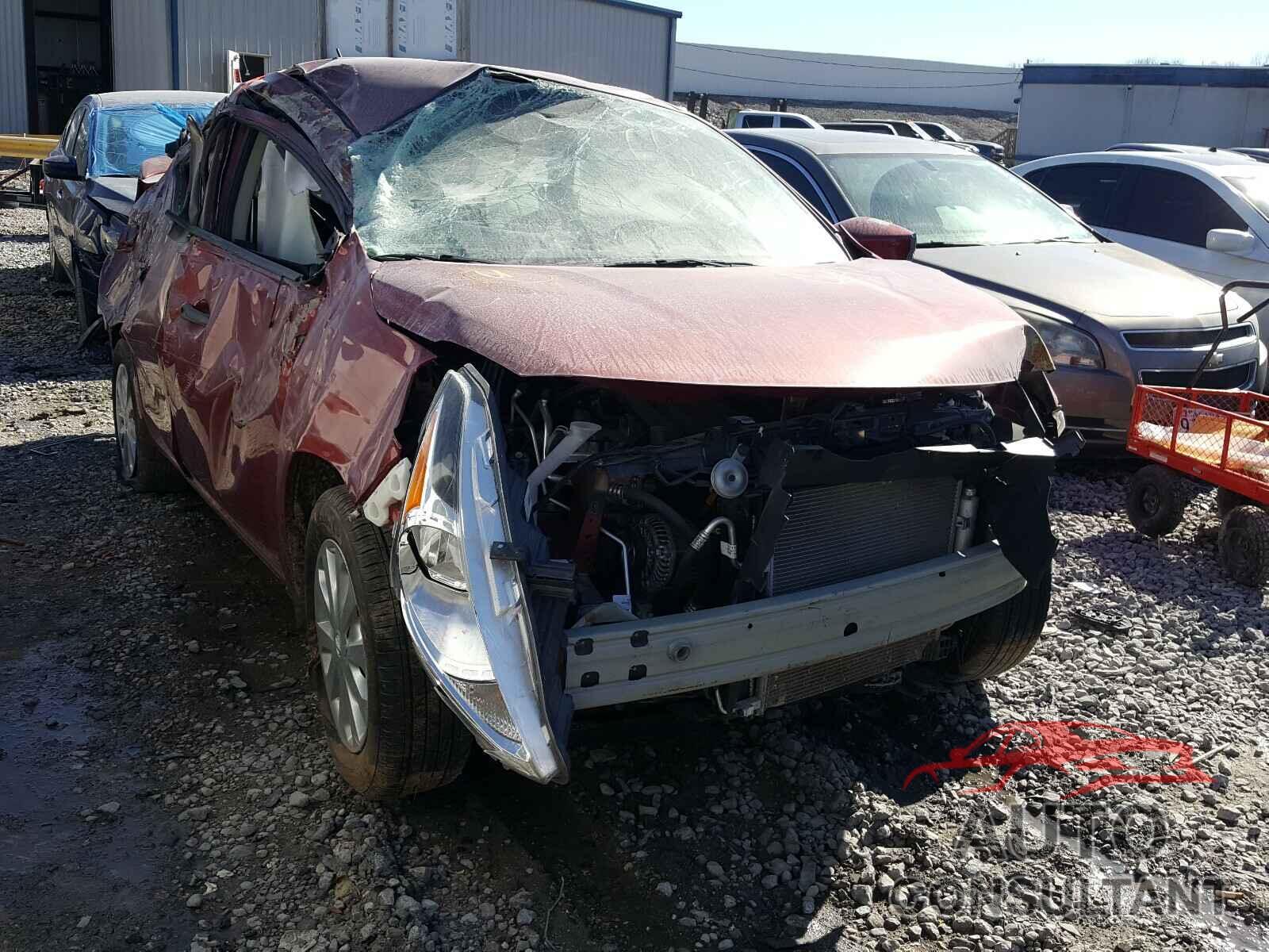 NISSAN VERSA 2018 - 3N1CN7APXJL834867