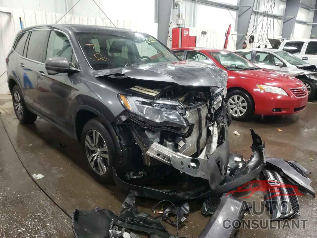 HONDA PILOT 2017 - 5FNYF6H83HB084617
