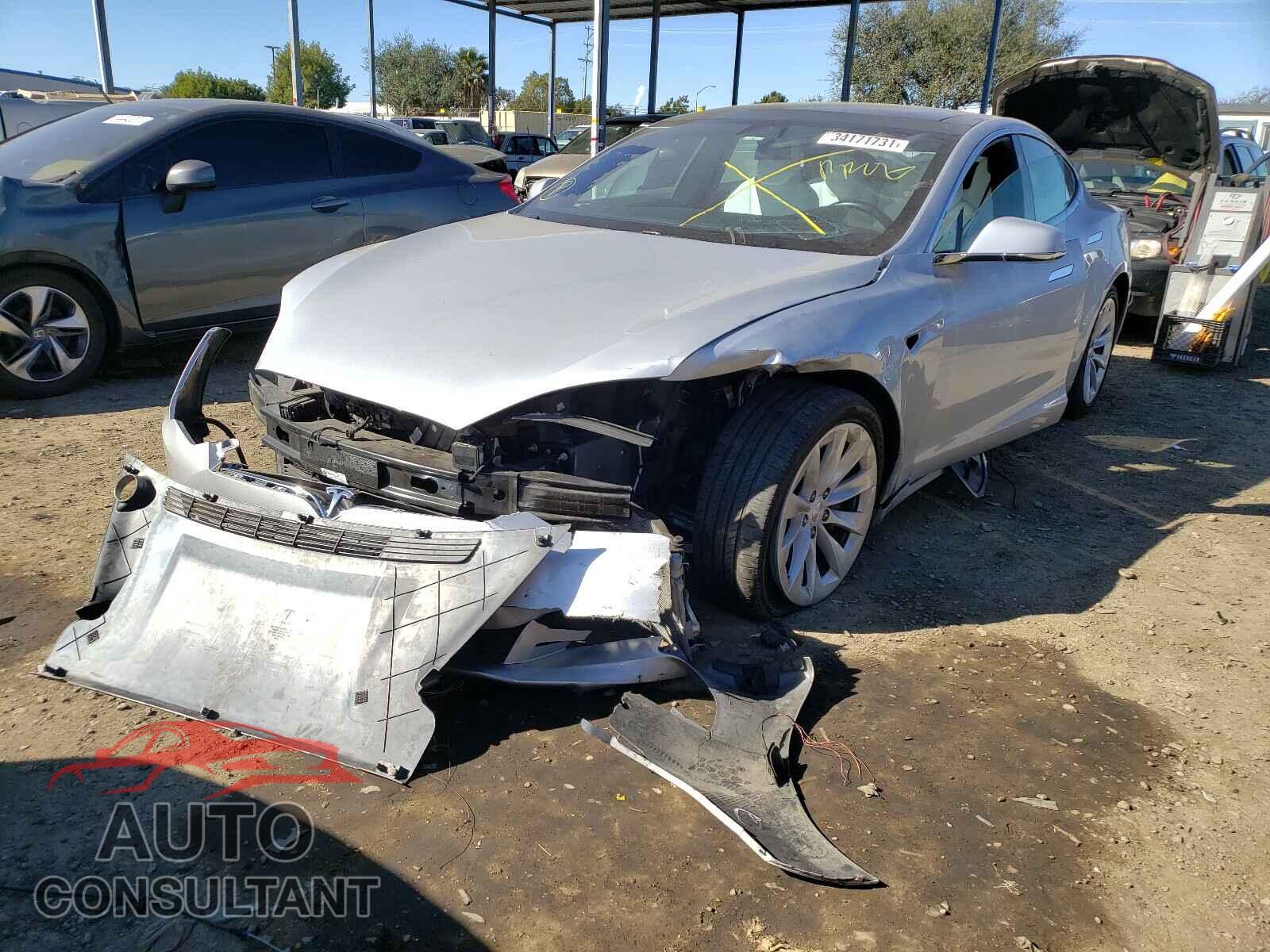 TESLA MODEL S 2017 - 5YJSA1E27HF190933
