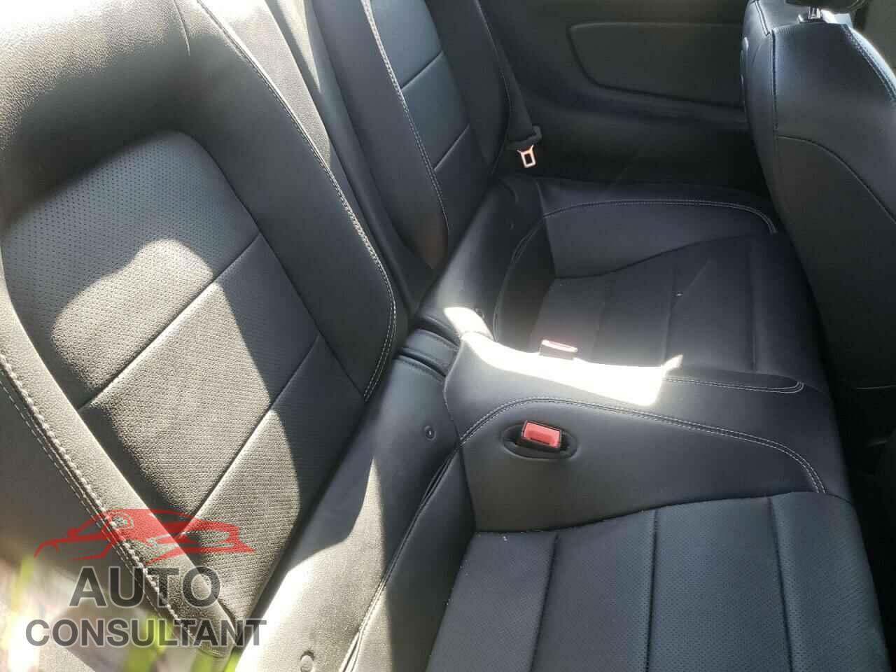 FORD MUSTANG 2020 - 00MS23AD2KH027340