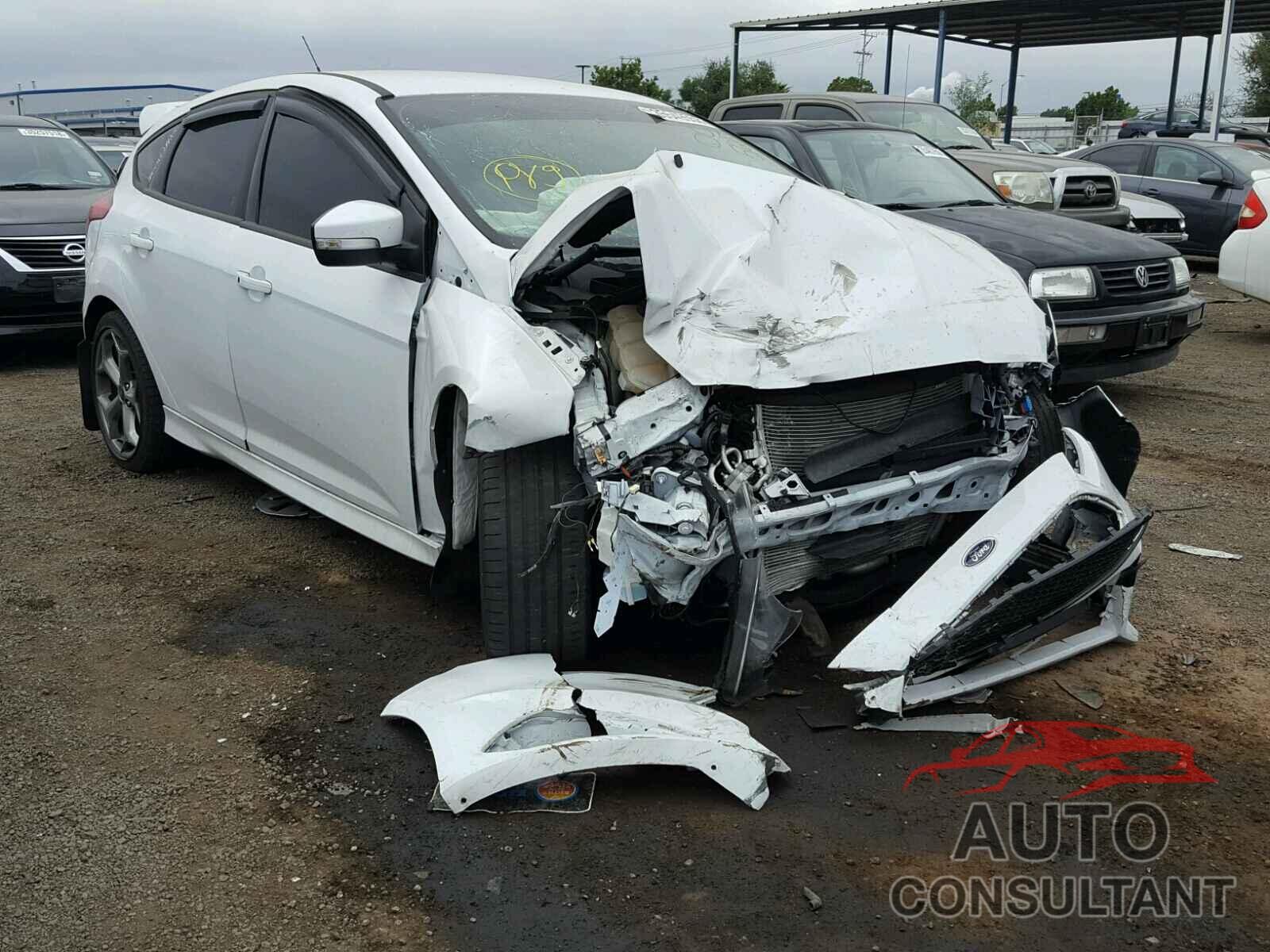 FORD FOCUS 2016 - 1FADP3L96GL395714