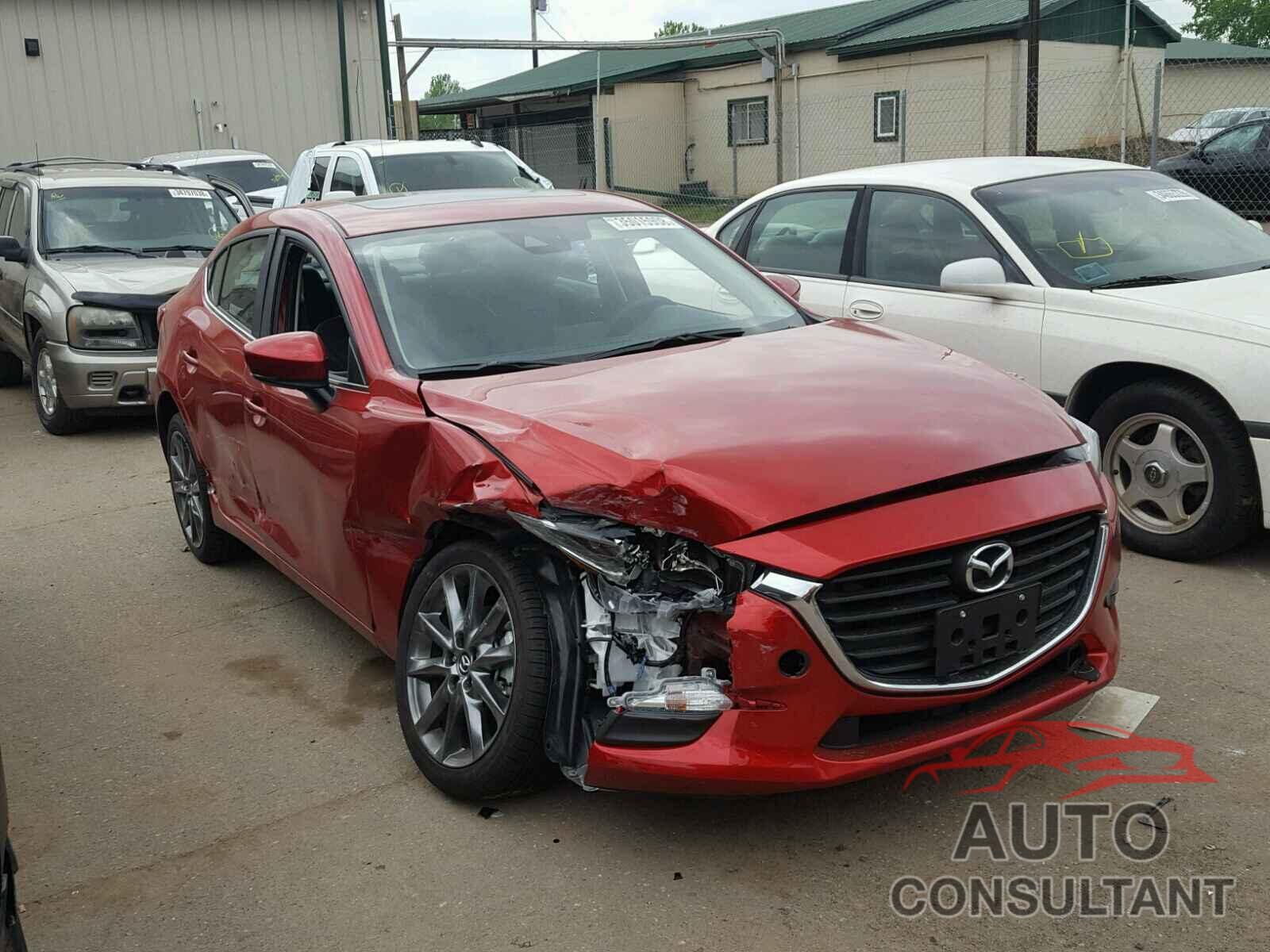 MAZDA 3 2018 - 3MZBN1V34JM169193