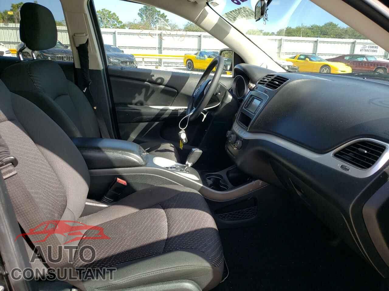 DODGE JOURNEY 2018 - 3C4PDCAB2JT294560