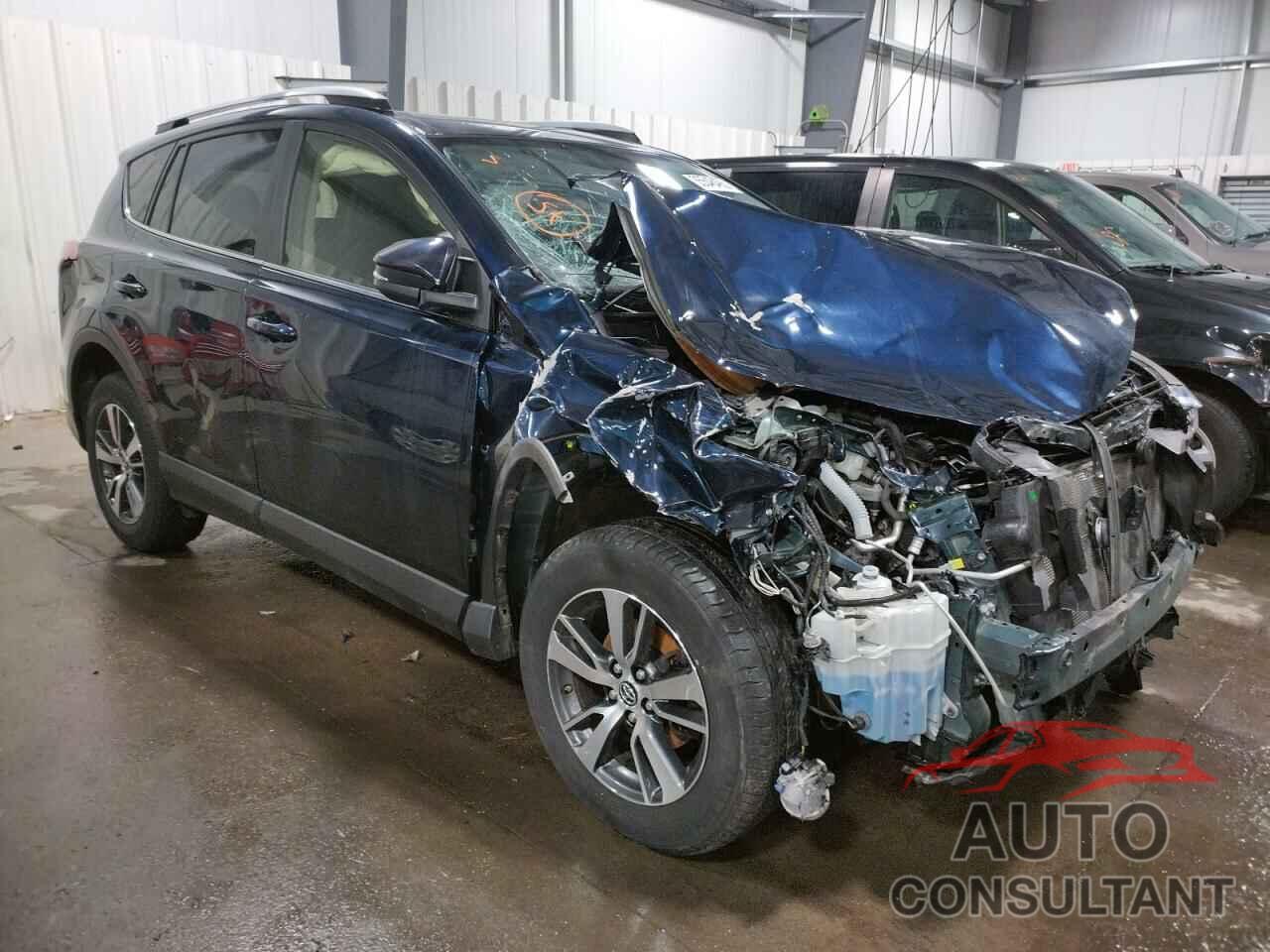 TOYOTA RAV4 2018 - JTMRFREV7JJ228782