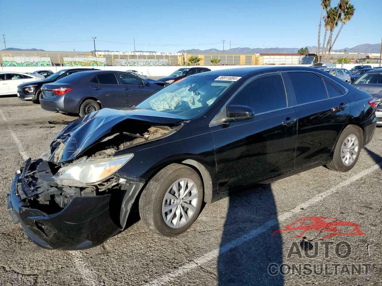 TOYOTA CAMRY 2016 - 4T4BF1FK2GR555221