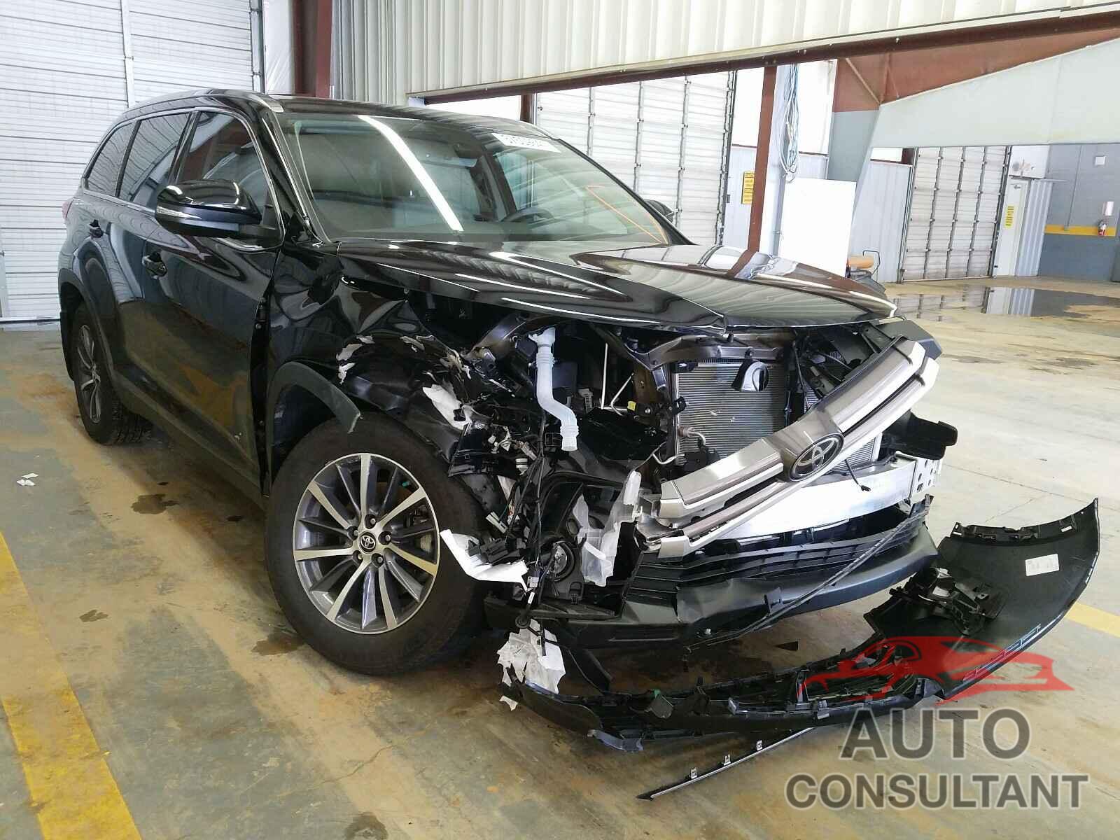 TOYOTA HIGHLANDER 2019 - 5TDJZRFH4KS595477