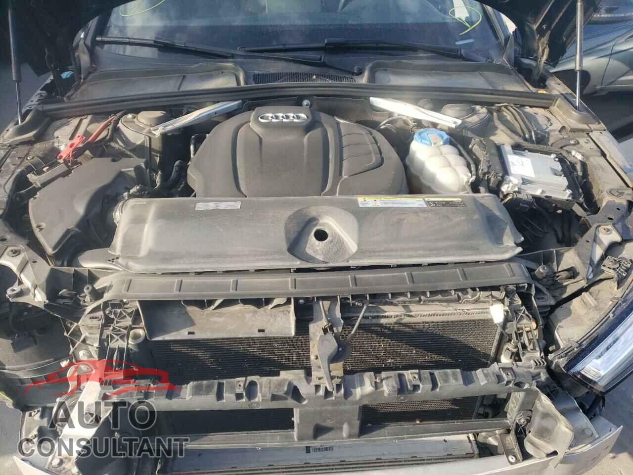 AUDI A4 2018 - WAULMAF40JA100884
