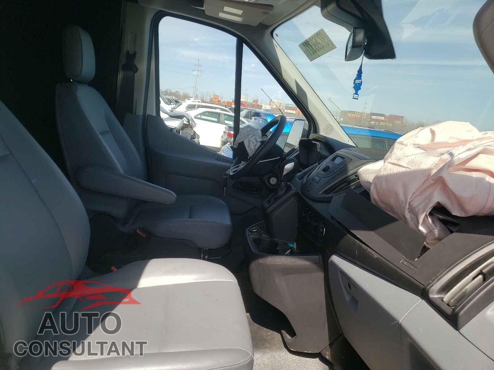 FORD TRANSIT CO 2018 - 1FTYE2CM6JKA30785