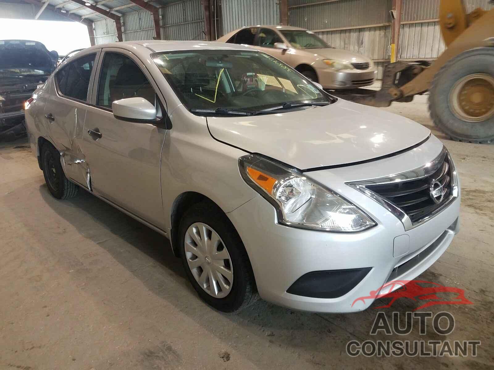 NISSAN VERSA 2019 - 3N1CN7AP4KL829097
