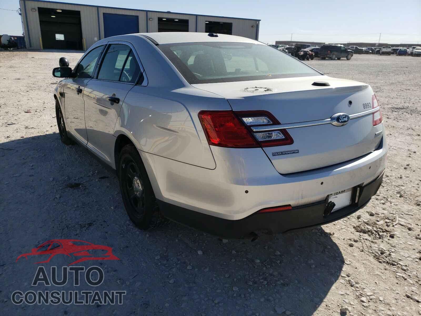 FORD TAURUS 2018 - 1FAHP2L86JG133923