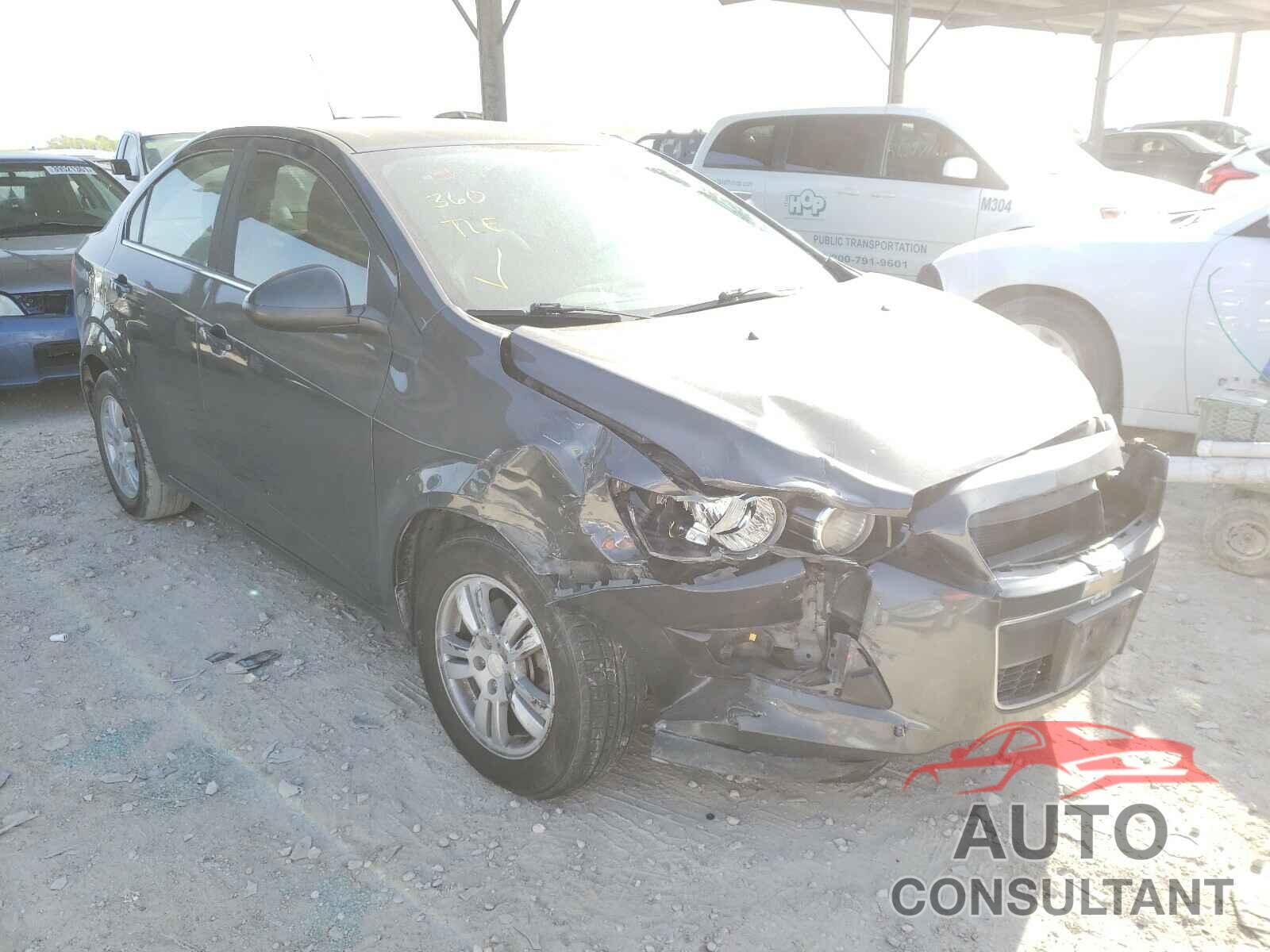 CHEVROLET SONIC 2016 - 1G1JC5SB4G4111539