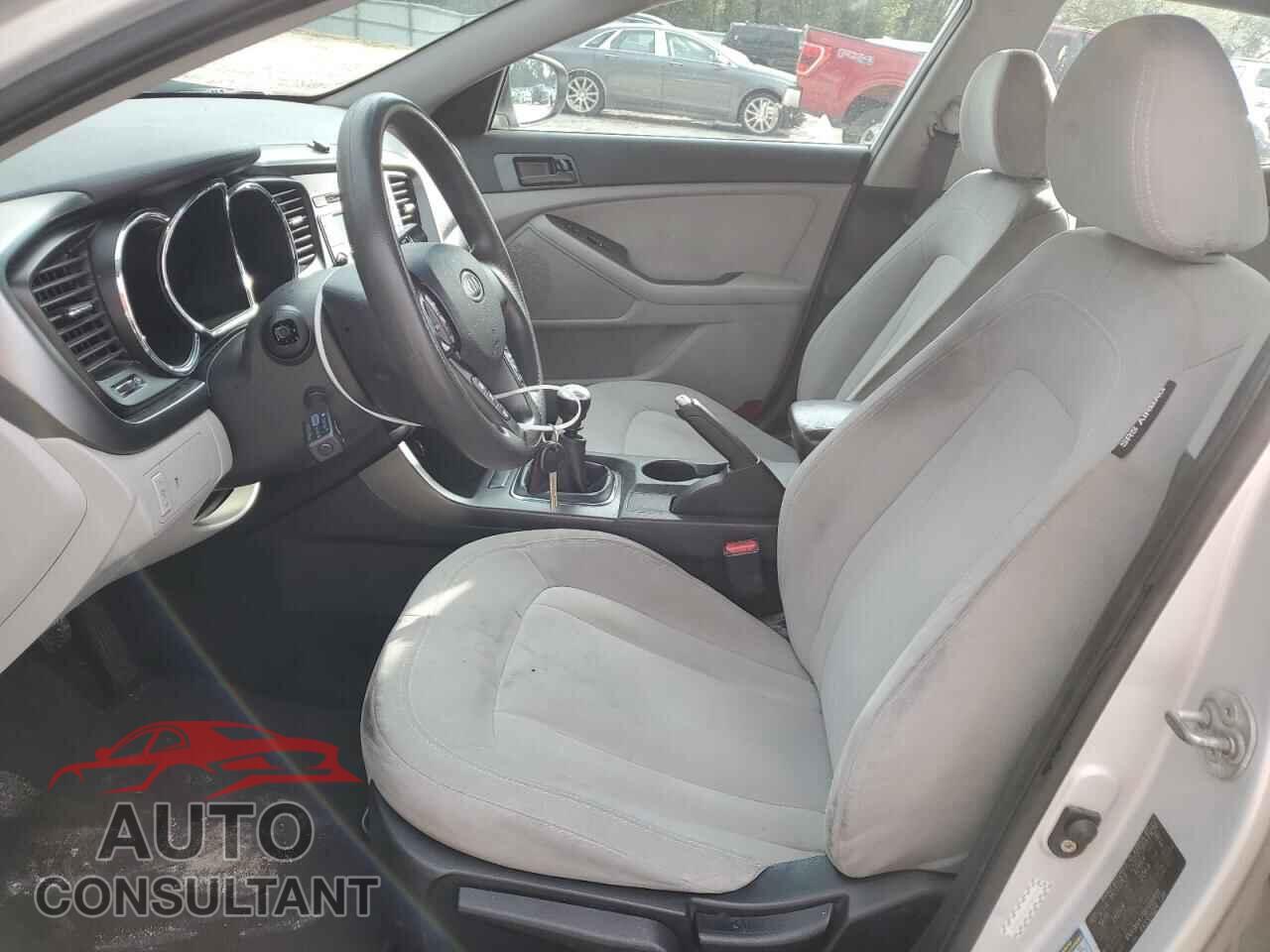 KIA OPTIMA 2011 - KNAGM4A79B5086899