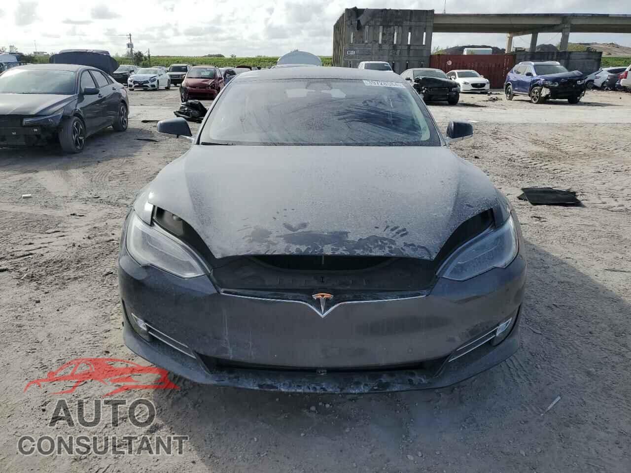 TESLA MODEL S 2017 - 5YJSA1E22HF188426
