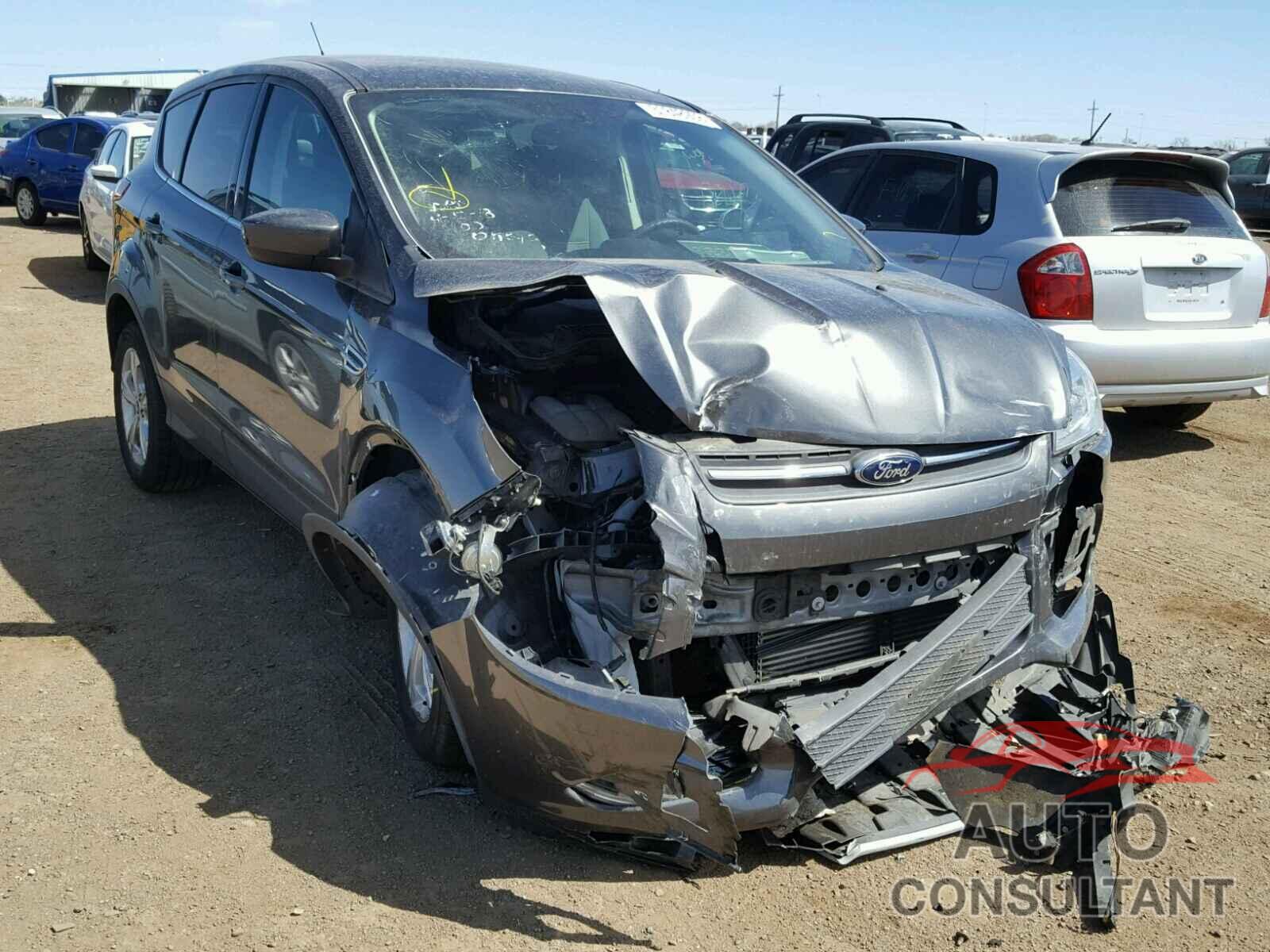 FORD ESCAPE 2015 - 1FMCU0GX5FUB07787