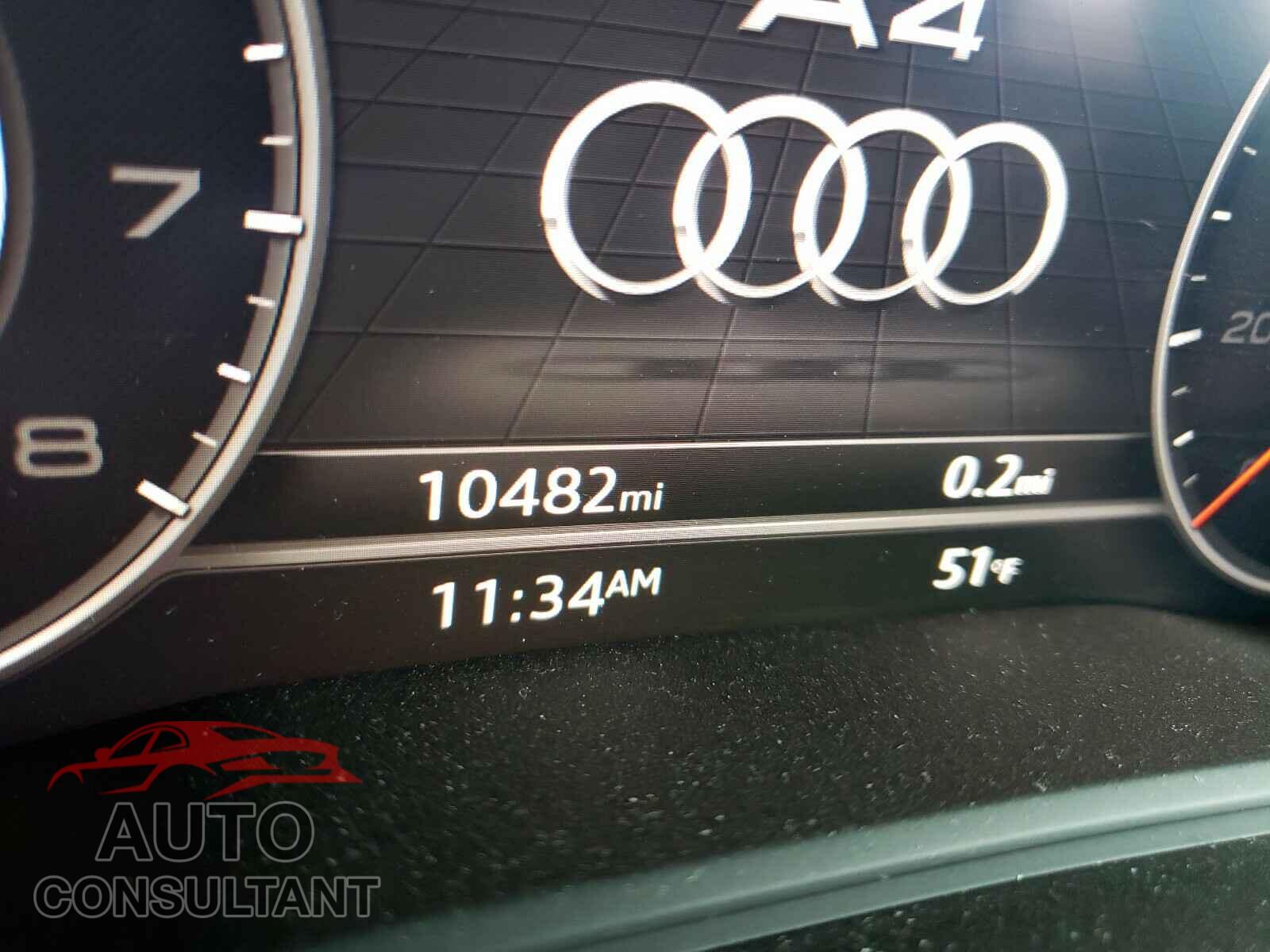 AUDI A4 2019 - WAUHMAF48KA107542