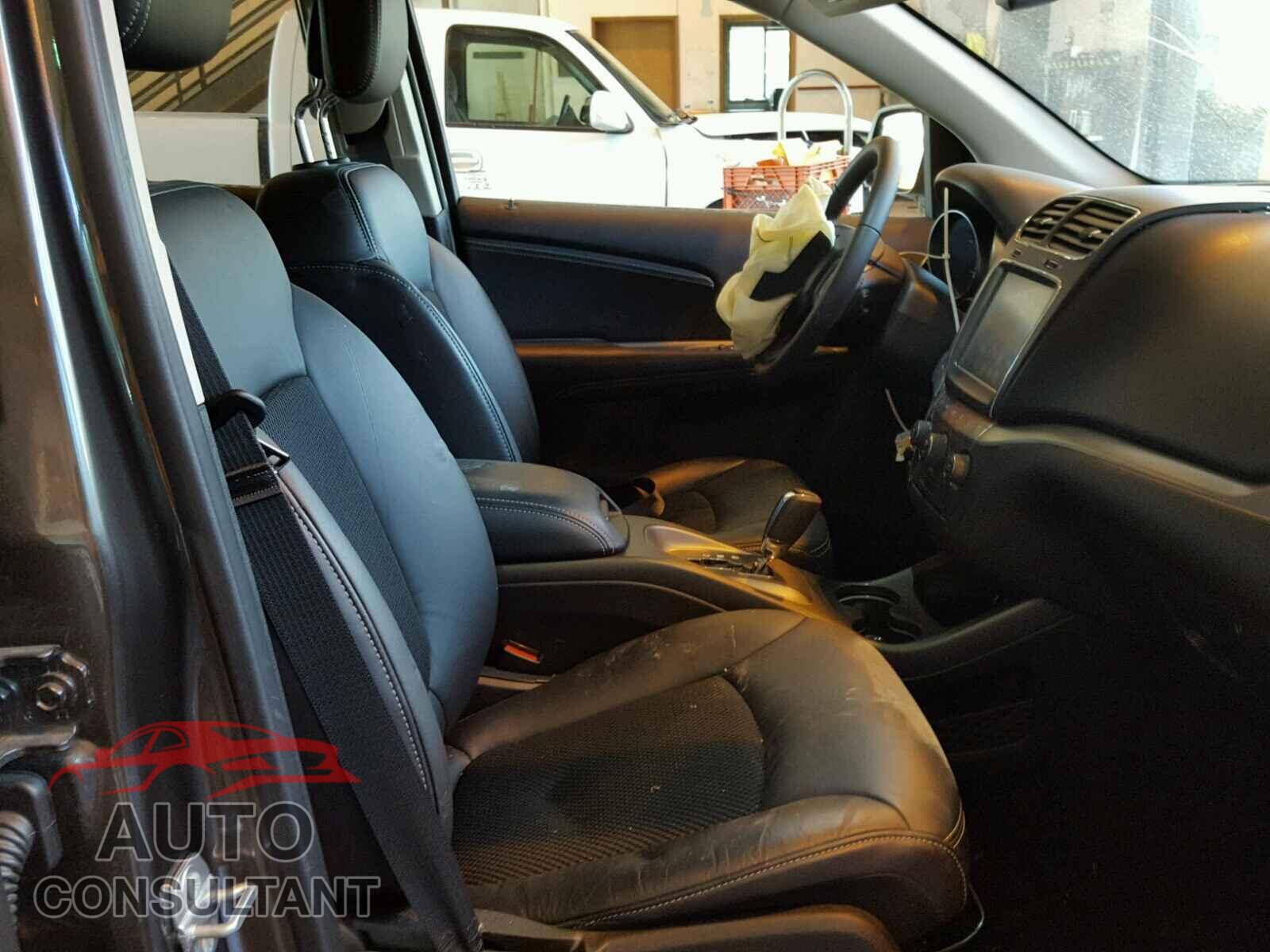DODGE JOURNEY 2018 - JTMP1RFV4KD519812