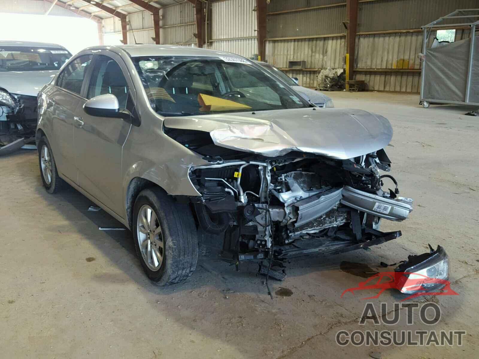 CHEVROLET SONIC 2017 - 1G1JD5SH6H4123873