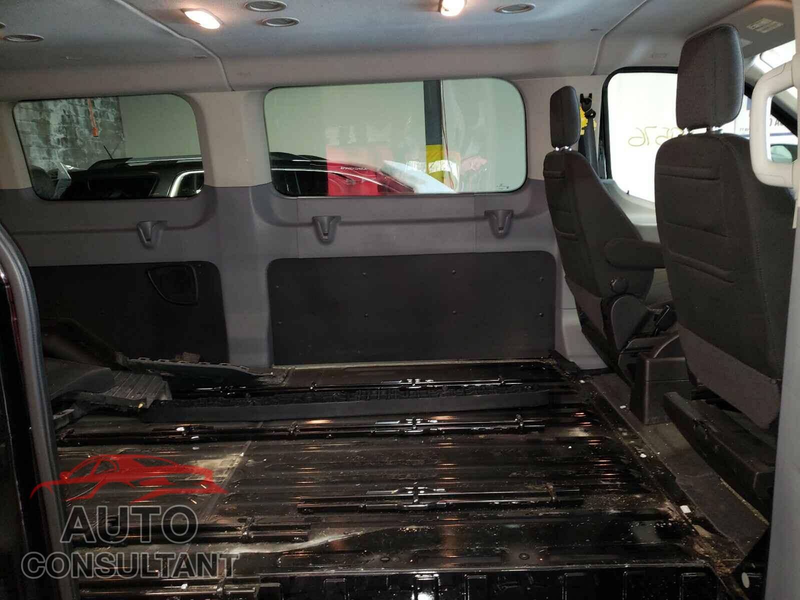 FORD TRANSIT CO 2018 - 1FBZX2ZM9JKA29575