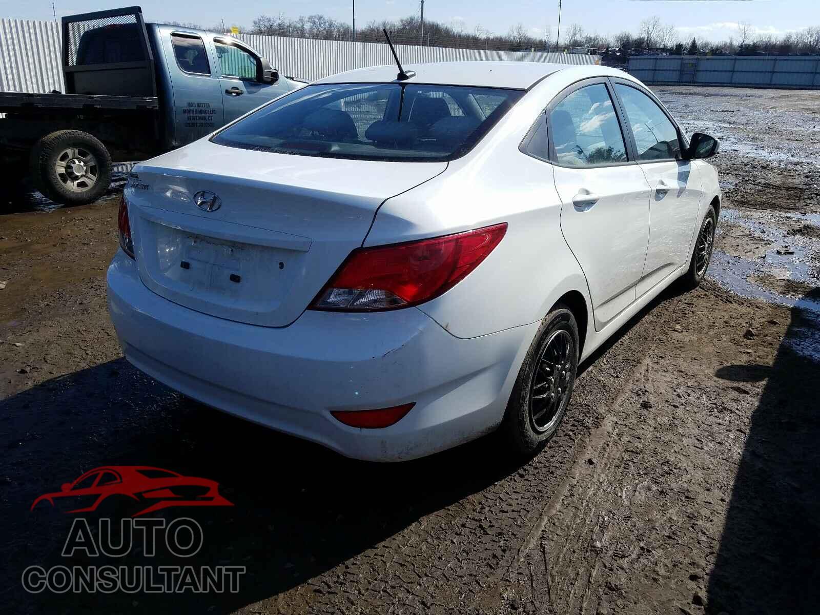 HYUNDAI ACCENT 2016 - KMHCT4AE3GU026841