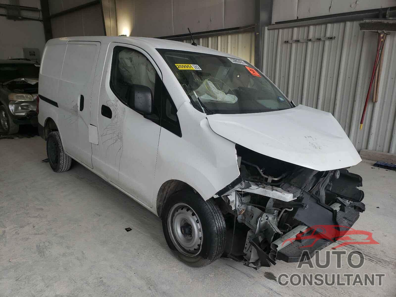 CHEVROLET EXPRESS 2017 - 3N63M0YN6HK700575