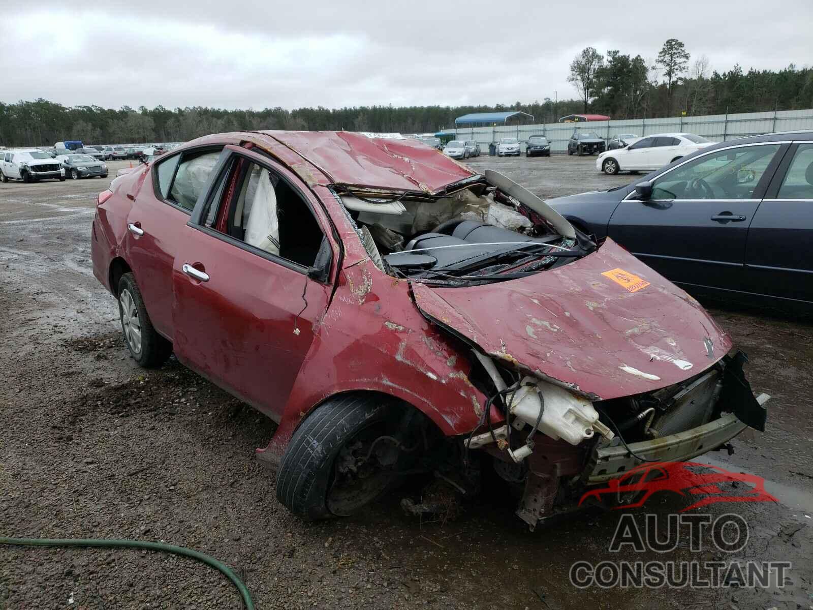 NISSAN VERSA 2017 - 3N1CN7AP0HL810636