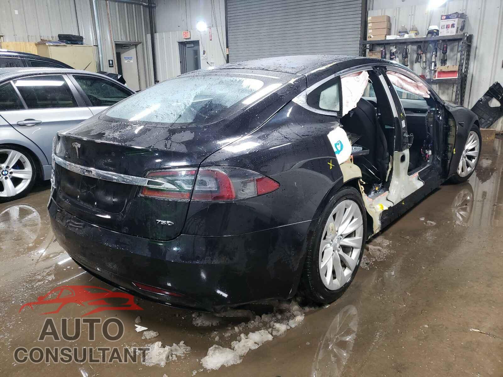 TESLA MODEL S 2018 - 5YJSA1E27JF276720