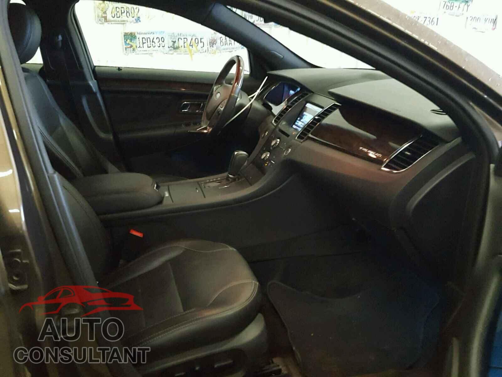 FORD TAURUS 2015 - 1FAHP2J88FG124067