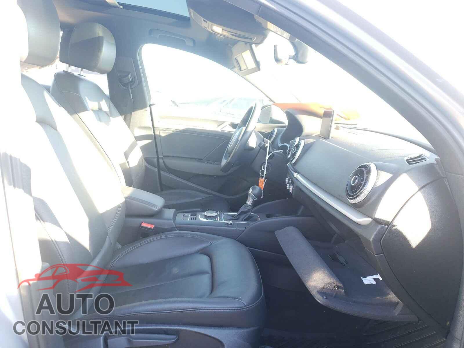 AUDI A3 2016 - WAUA7GFF6G1065649