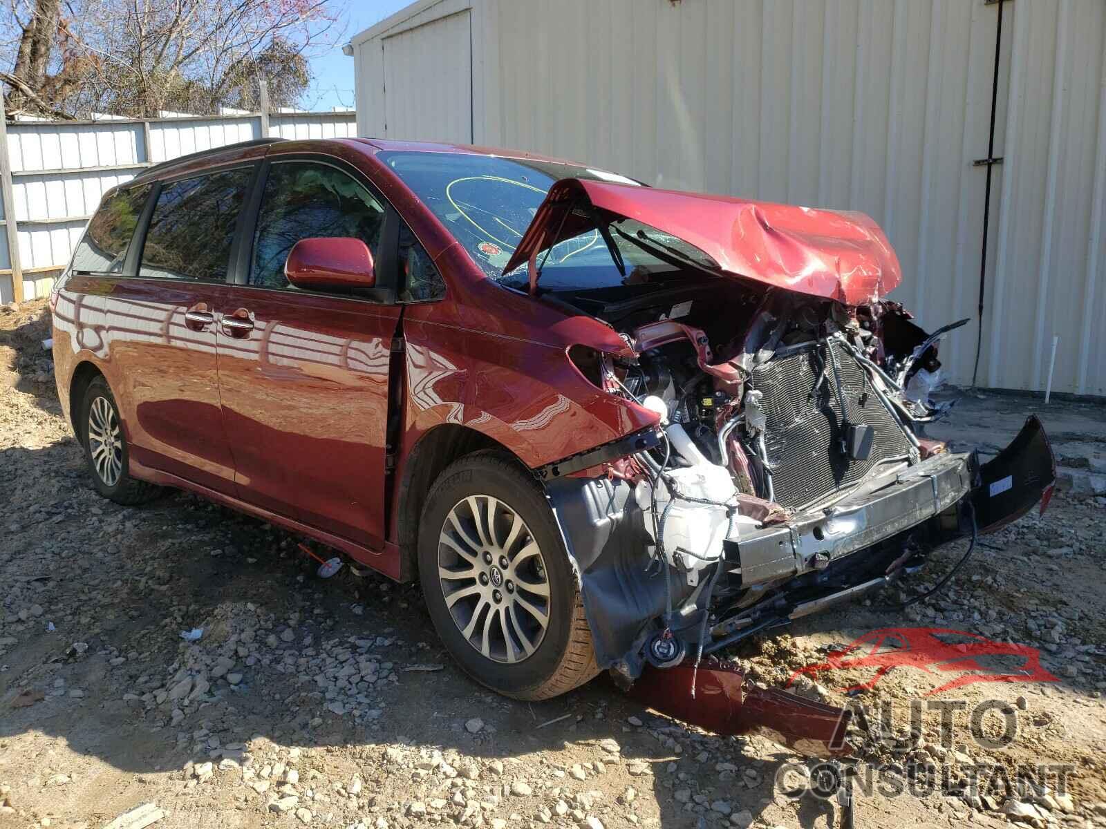 TOYOTA SIENNA 2018 - 5TDYZ3DC2JS963396