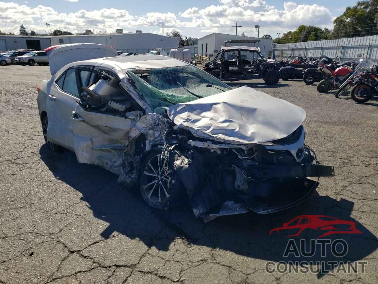 TOYOTA COROLLA 2017 - 5YFBURHE2HP679756