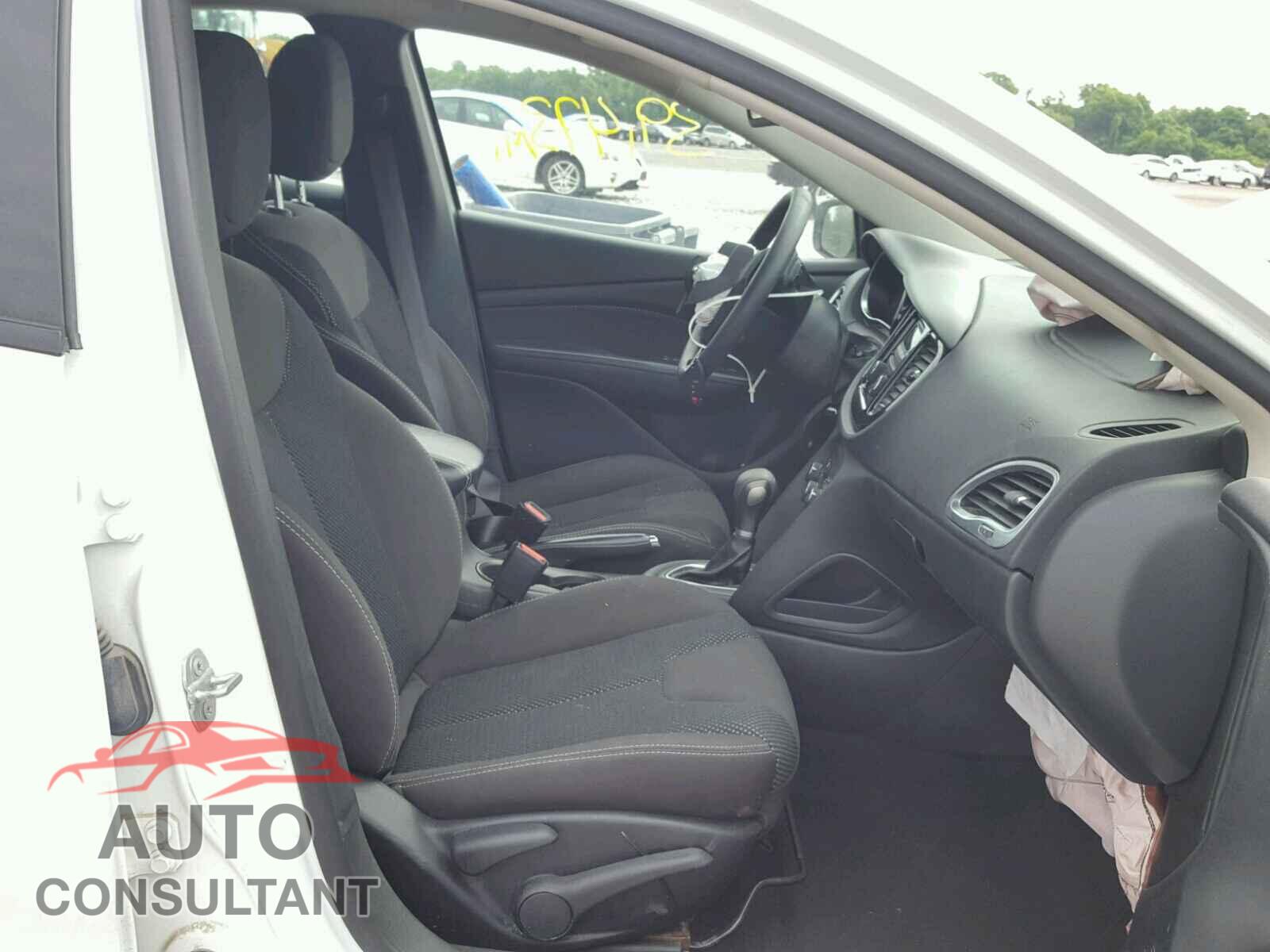 DODGE DART 2015 - 1C3CDFBB8FD251566